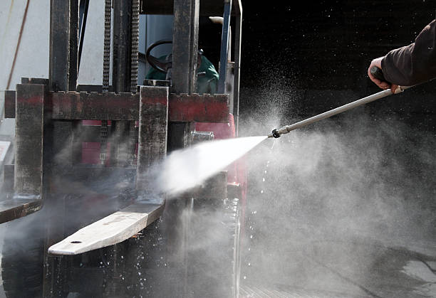 Best Driveway Pressure Washing  in Califon, NJ